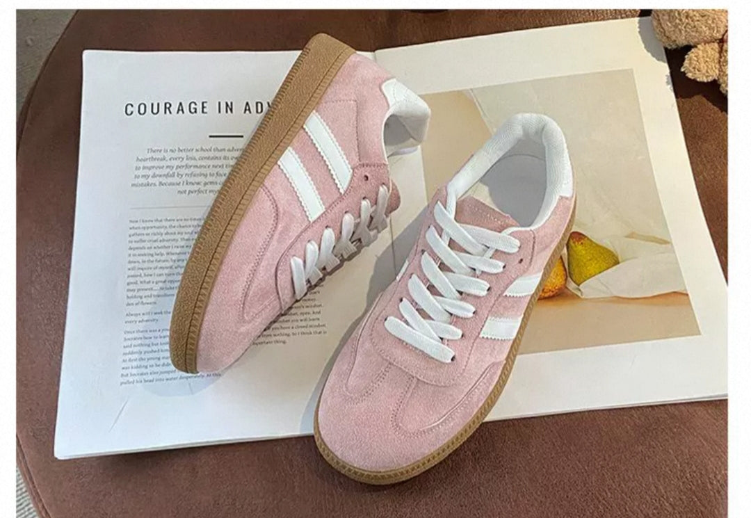 Baskets style retro femme
