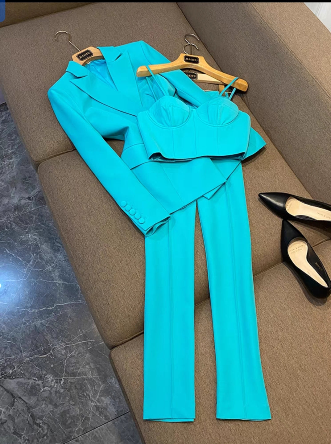 Ensemble Tailleur 3 pièces Femme -Blazer ,Crop Top &Pantalon
